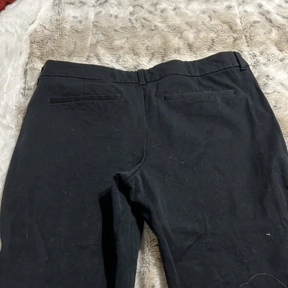 Old navy Pixie pants - Picture 5 of 5